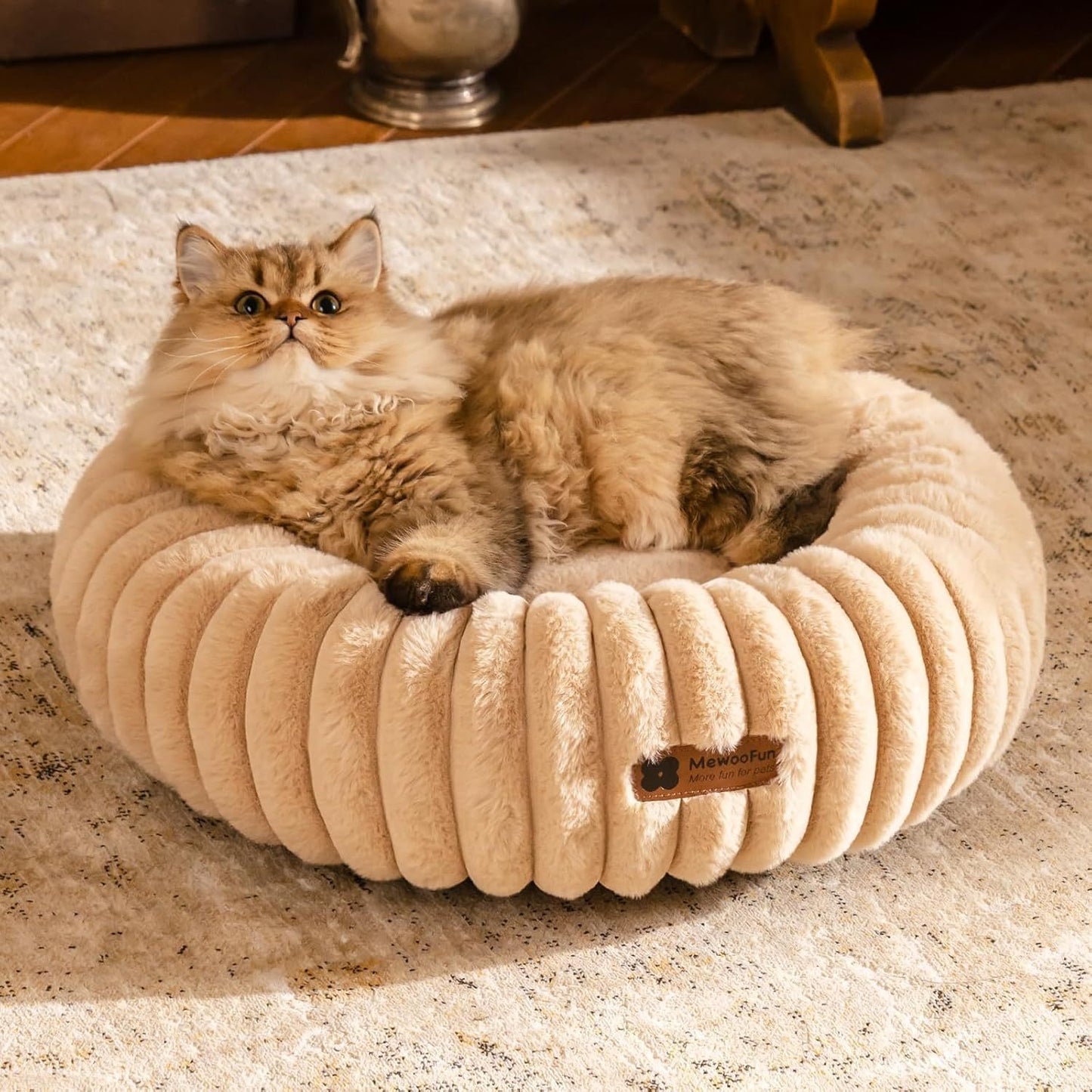 AdoraPet CozyCloud™ Donut Bed – Recycled-Fill, Washable & Calming Nest for Cats & Small Dogs